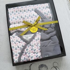 0-3 months newborn outfit Petunia Pickle Bottom